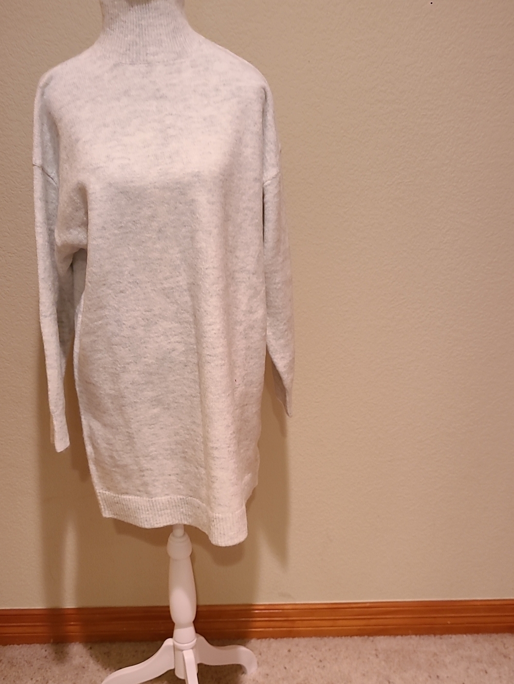 Pink Lily Women's White and Grey Knit Turtleneck Sweater Dress Size M